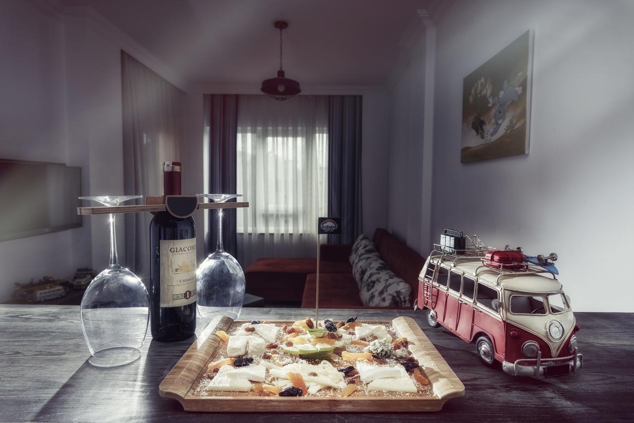 Voswos Garage Coffee Hotel Анталия Екстериор снимка
