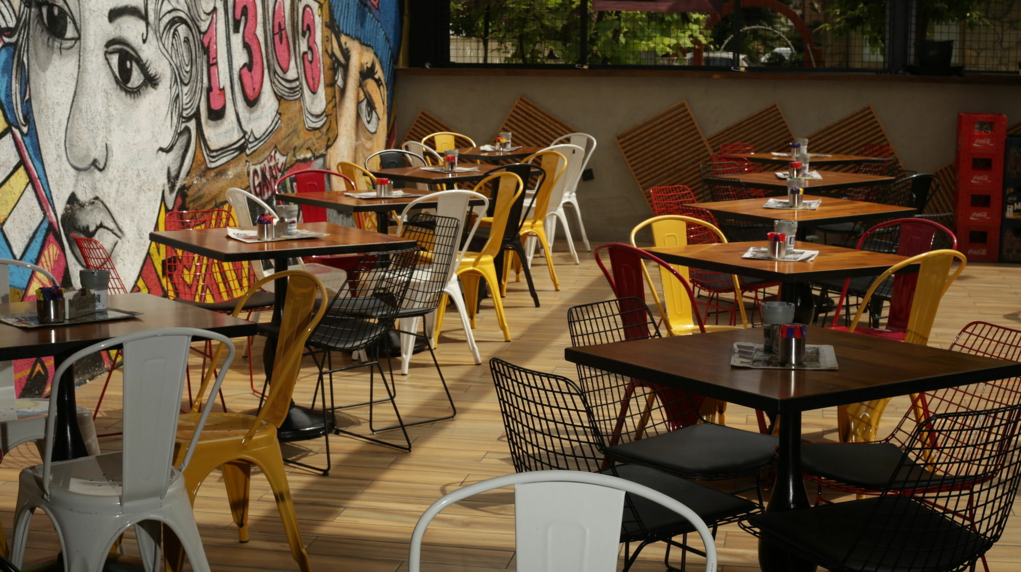 Voswos Garage Coffee Hotel Анталия Екстериор снимка